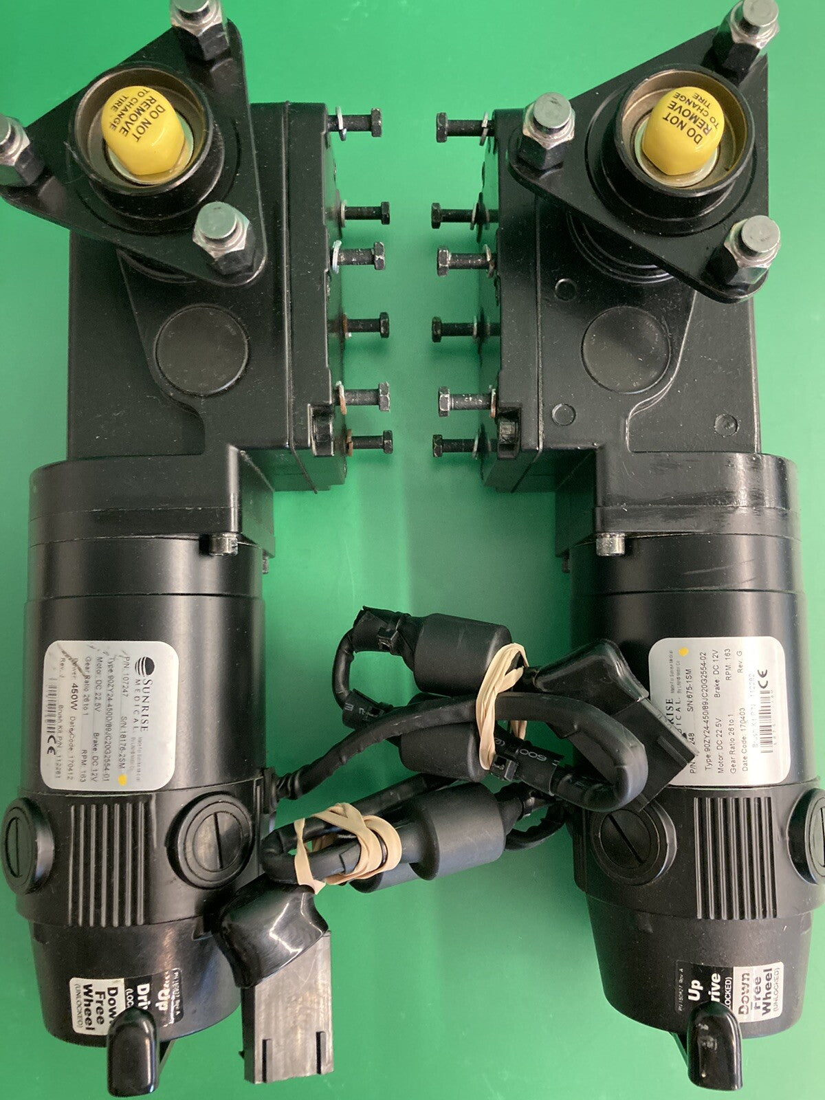 Left & Right Motors for Quickie QM-710 Power Wheelchair 107247 / 107248 #i881