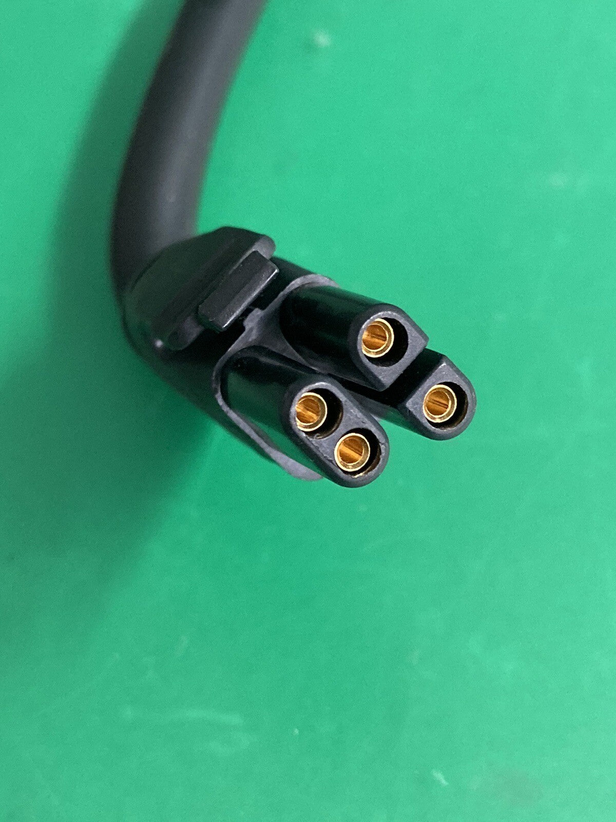 Dynamic Power Wheelchair LiNX Bus Cable for Power Wheelchairs (68 INCHES)  #J142