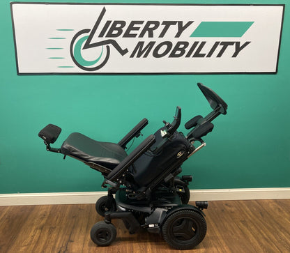 2021 Permobil F3 Wheelchair w/ Power Elevate,Tilt,Recline,Legs LIGHT KIT* LM7607