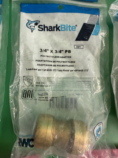 NEW IN FACTORY PACKAGING* 15 Shark Bite Plumbing Fittings #137 #221 #235 #K840