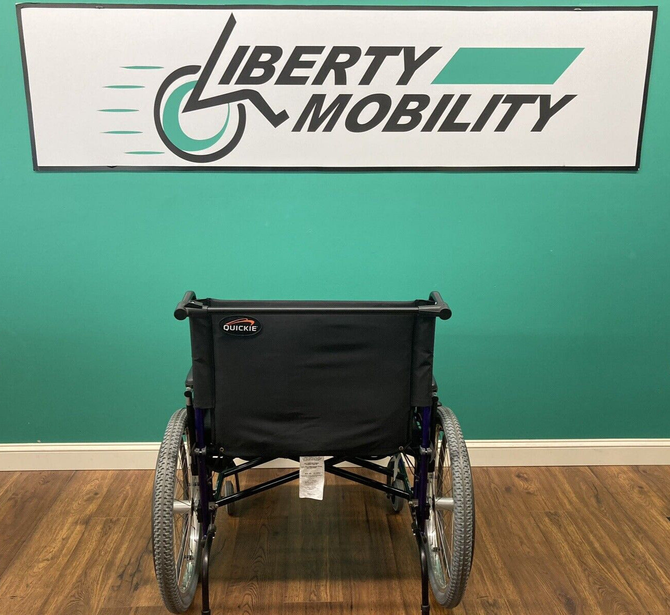 Quickie M6 Bariatric Wheelchair w/ Removable Wheels 27"W x 18"D 650LB Cap #7584