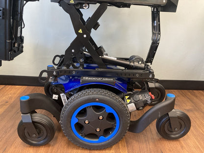 2025 Quickie Q300m Mini w/ Tilt, Elevate, Recline & Footrest ~4 Miles* #7627