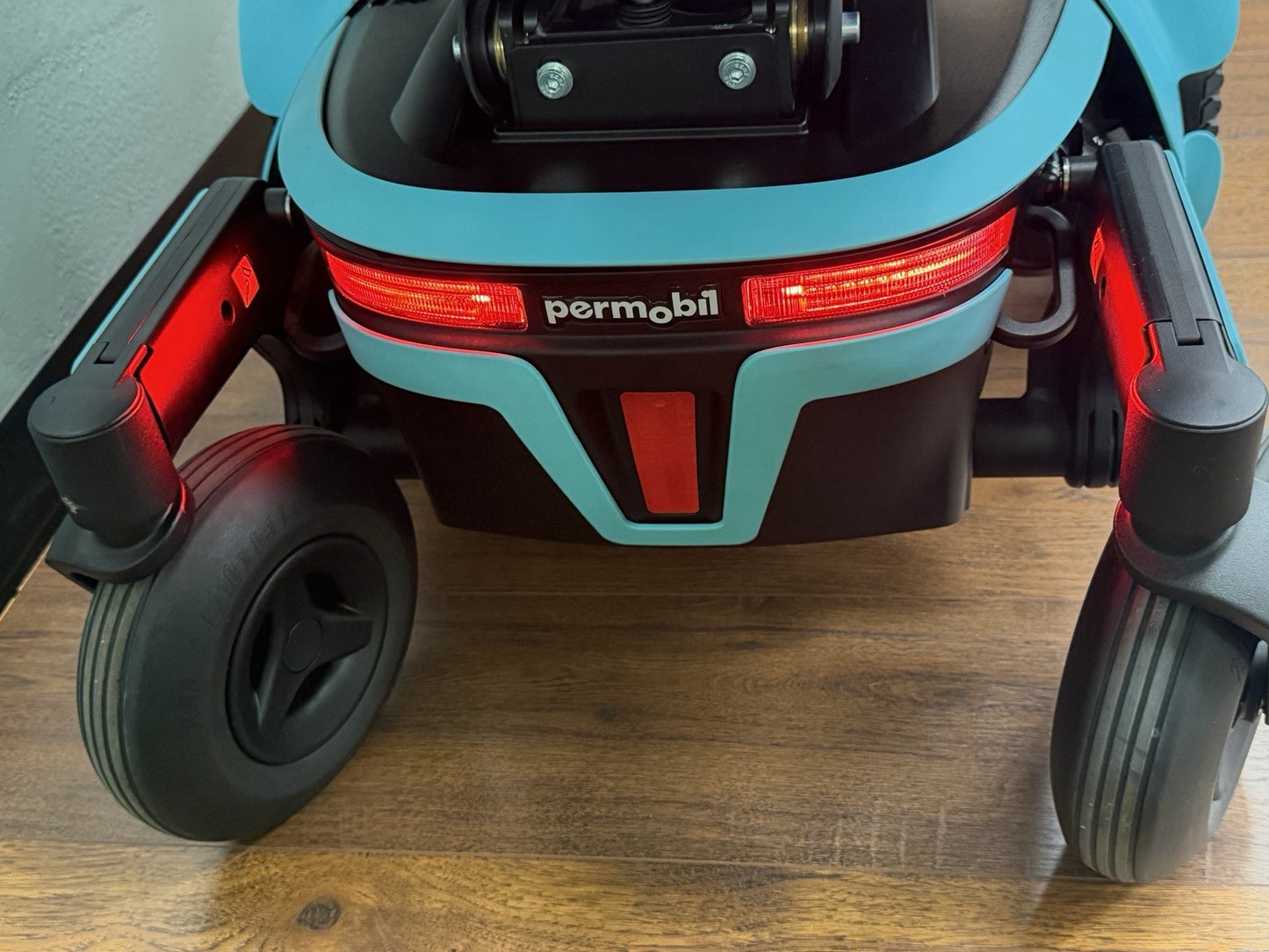 2024 Permobil F3 w/ Elevate, Tilt, Recline, Legs & 30° Anterior Tilt  #7626