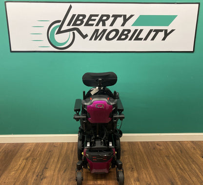 2021 Quantum EDGE 3 Stretto Power Wheelchair w/ Tilt & Legs ~ Lights* #LM7610