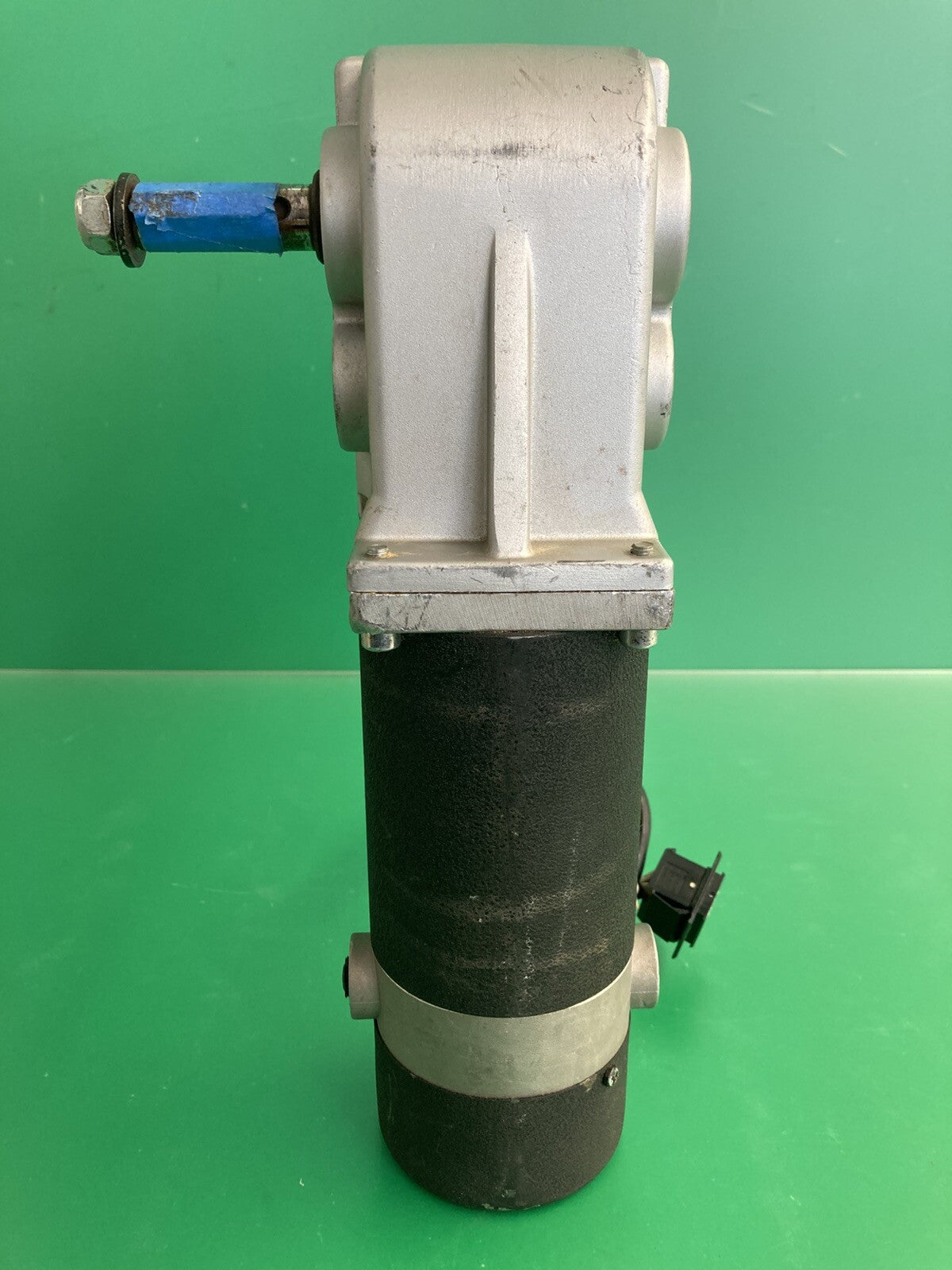 Right Motor w/ Gearbox for the Pride Jazzy 600 Power Wheelchair #K681