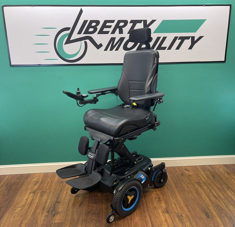2015 Permobil F3 Power Wheelchair w/ Power Elevate, Tilt, Recline, Legs #LM7515