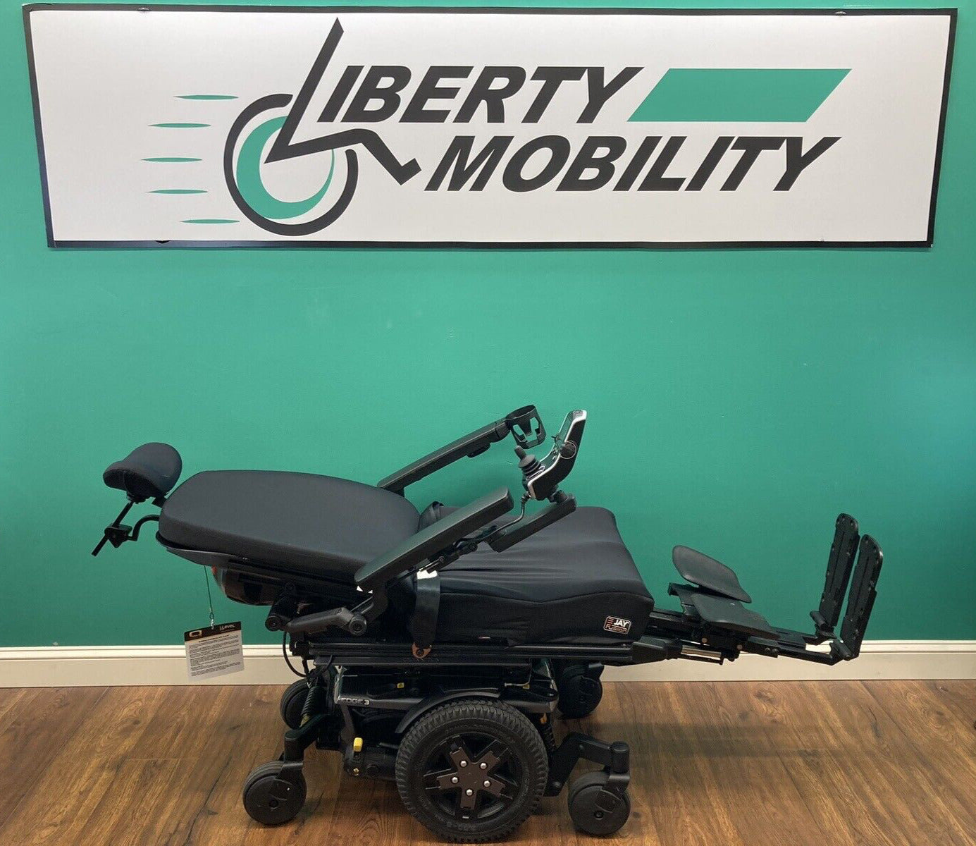 2021 Quantum EDGE 3 Power Wheelchair w/ ILEVEL, Tilt, Recline & Footrest #LM7547
